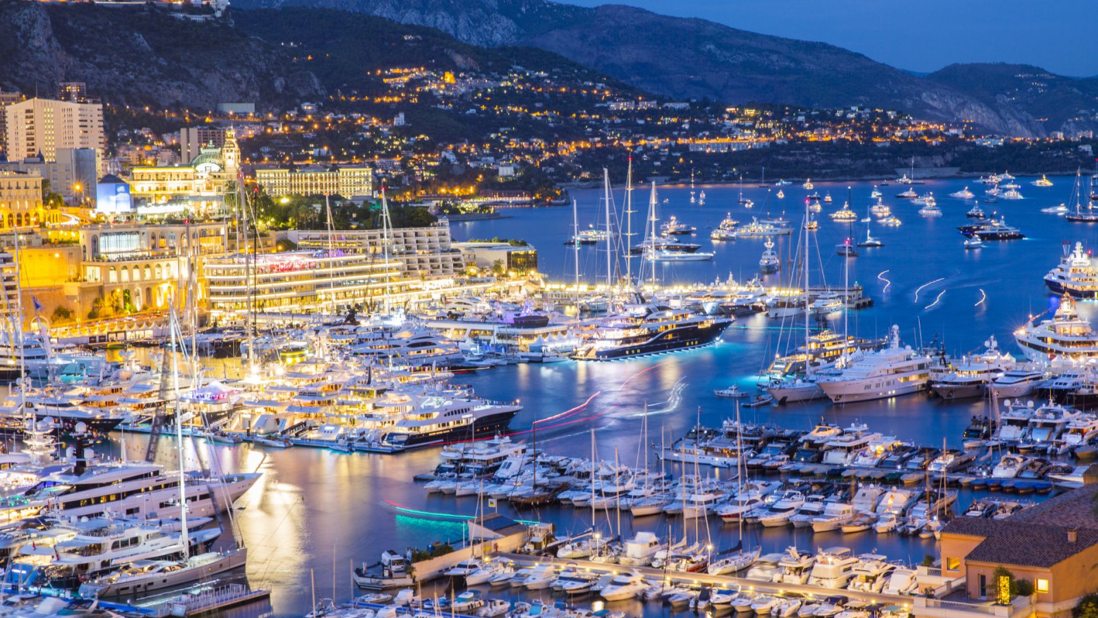 Superyachts in Monaco harbour and comprehensive insurance protection for high-value yachts